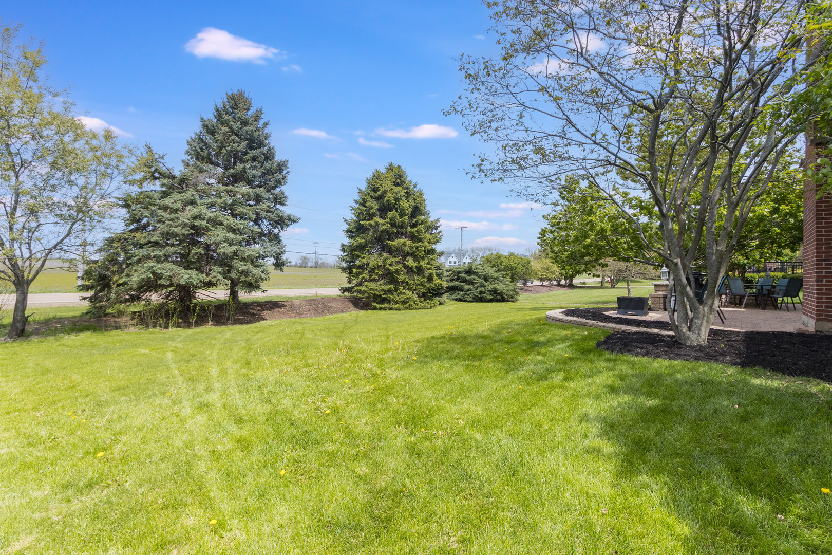 932 Merrill New Road Sugar Grove, IL 60554 - Photo 28 of 33