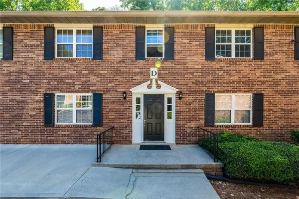 $168,000 | 3665 Chestnut Drive, Unit D2, Atlanta, GA 30340