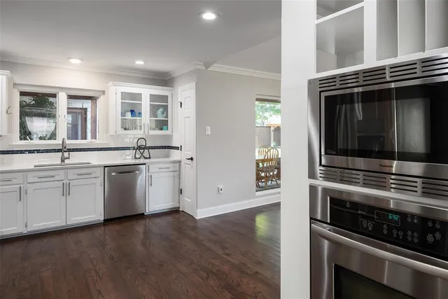 $1,550,000 | 3867 Beutel Court, Dallas, TX 75229