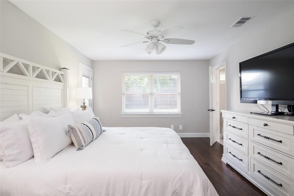 3867 Beutel Court Dallas, TX 75229 - Photo 16 of 38