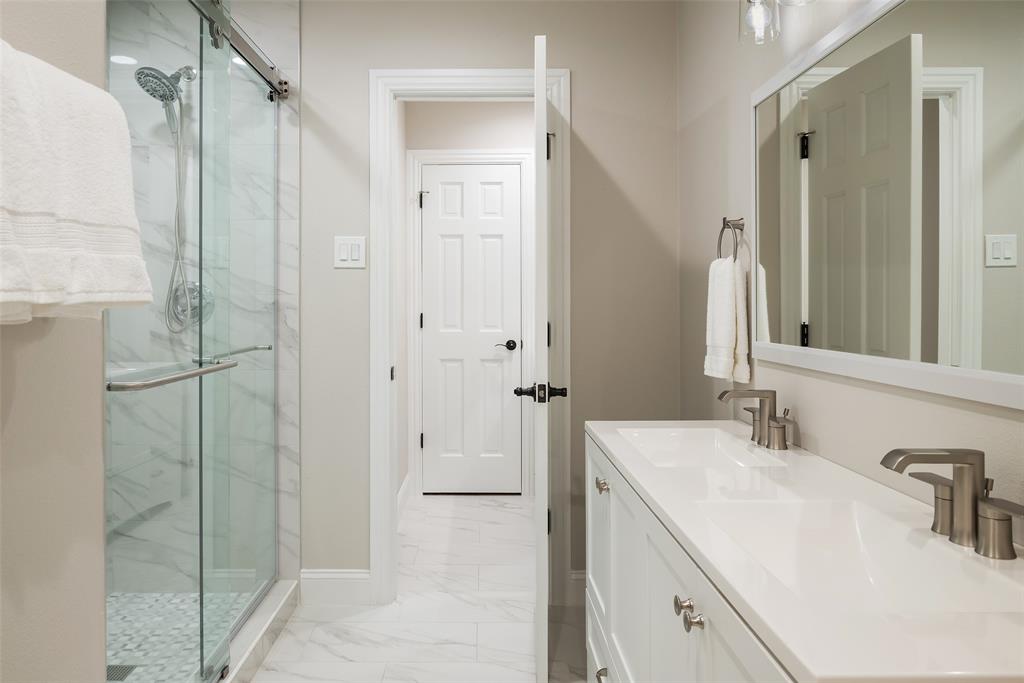 3867 Beutel Court Dallas, TX 75229 - Photo 17 of 38