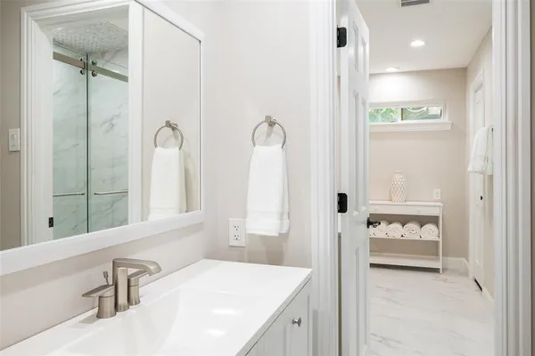 $1,490,000 | 3867 Beutel Court, Dallas, TX 75229