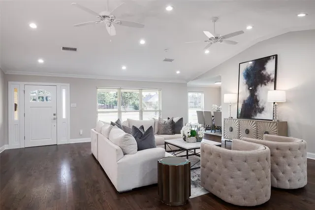 $1,550,000 | 3867 Beutel Court, Dallas, TX 75229