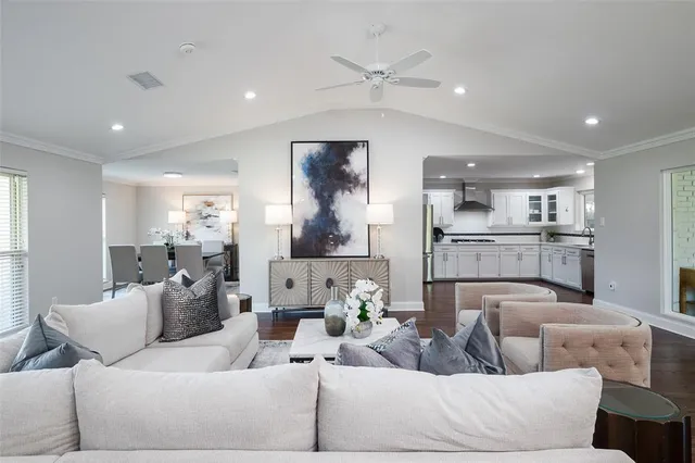 $1,550,000 | 3867 Beutel Court, Dallas, TX 75229