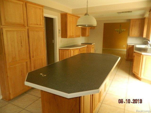 15751 Wick Road Allen Park, MI 48101 - Photo 10 of 19 Kitchen