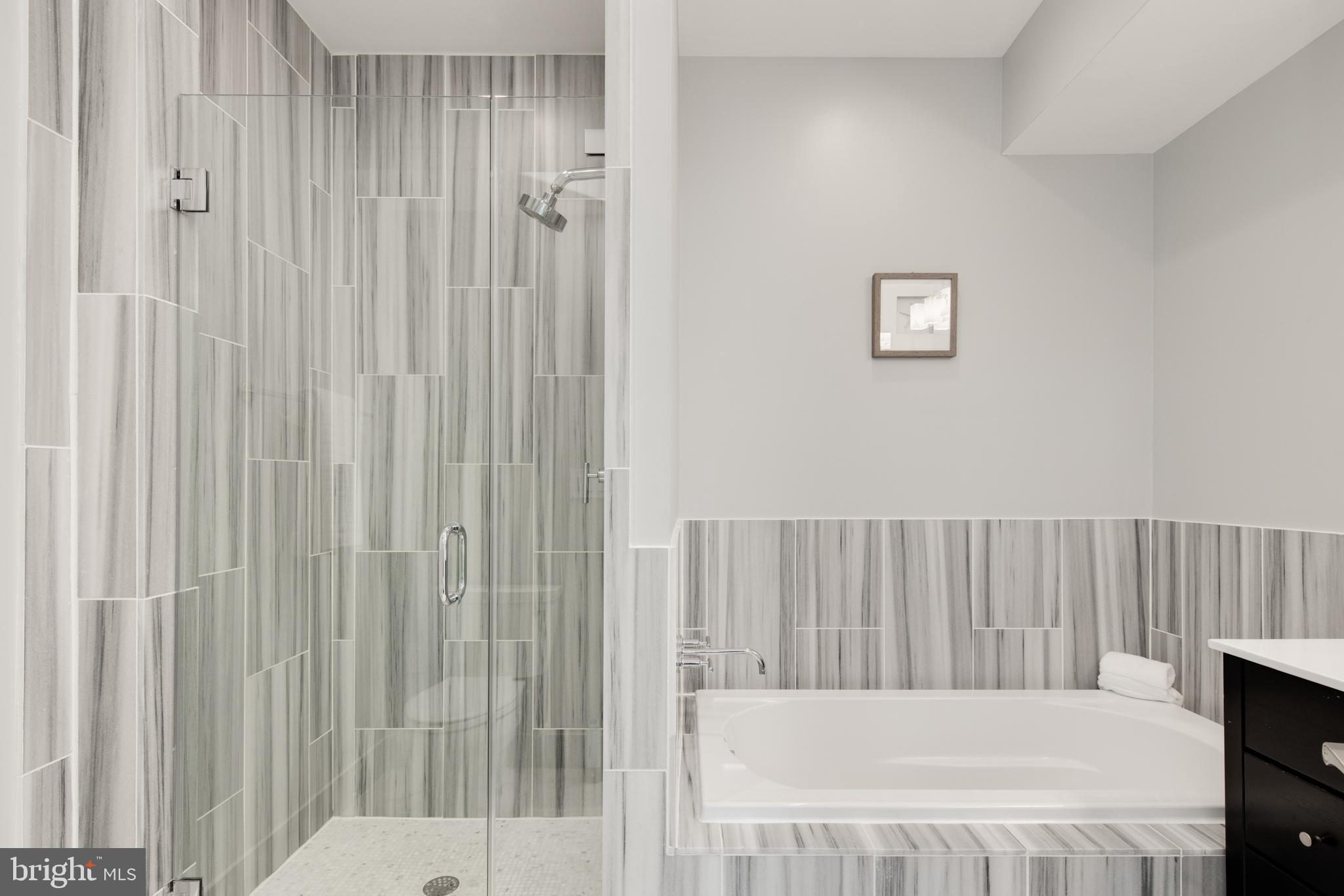 1430 T Street Northwest Washington, DC 20009 - Photo 27 of 50 En Suite Master