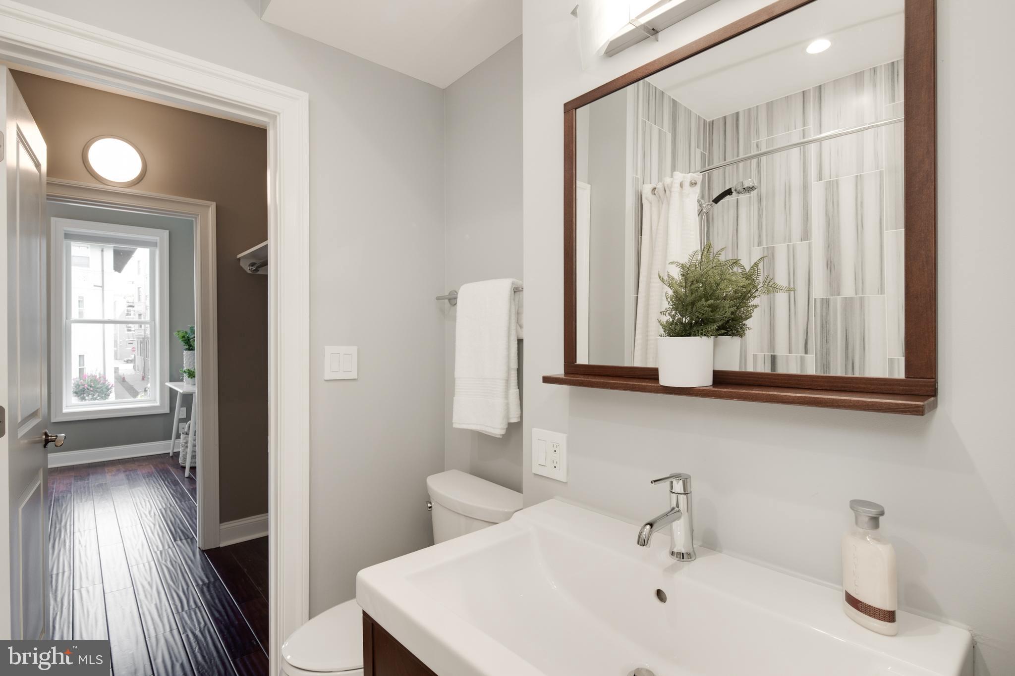 1430 T Street Northwest Washington, DC 20009 - Photo 36 of 50 En Suite Full Second Bath