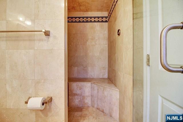 176 Undercliff Avenue Edgewater, NJ 07020 - Photo 14 of 22 a bathroom with a shower