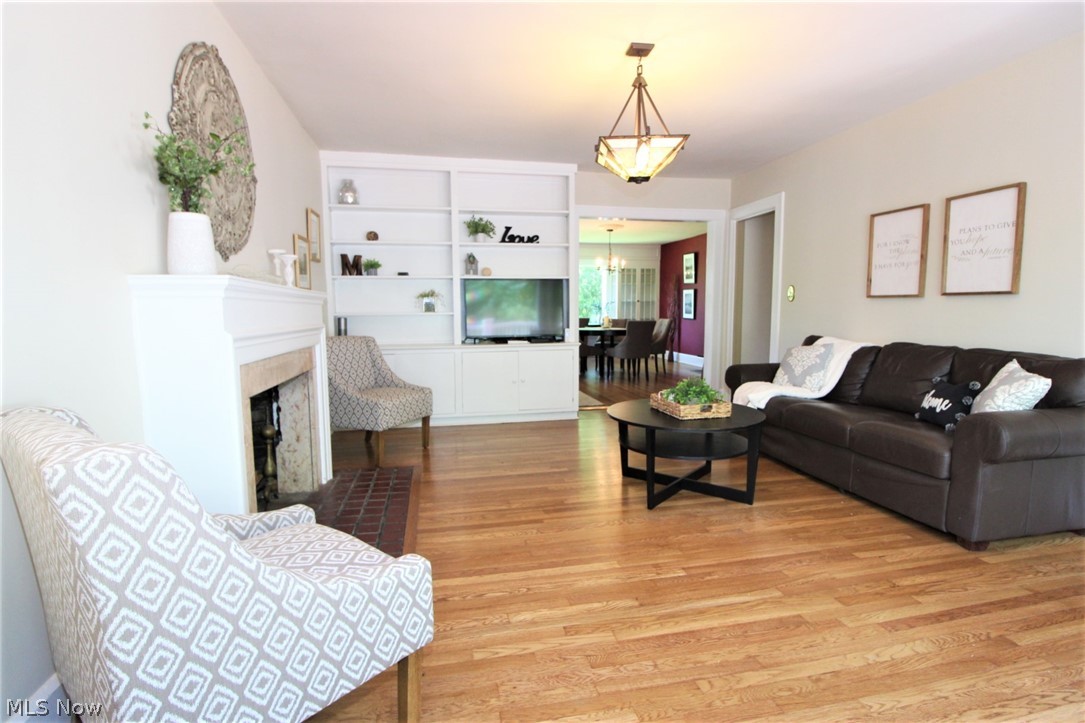 6915 Darrow Road Hudson, OH 44236 - Photo 12 of 35 Gallery Image 12