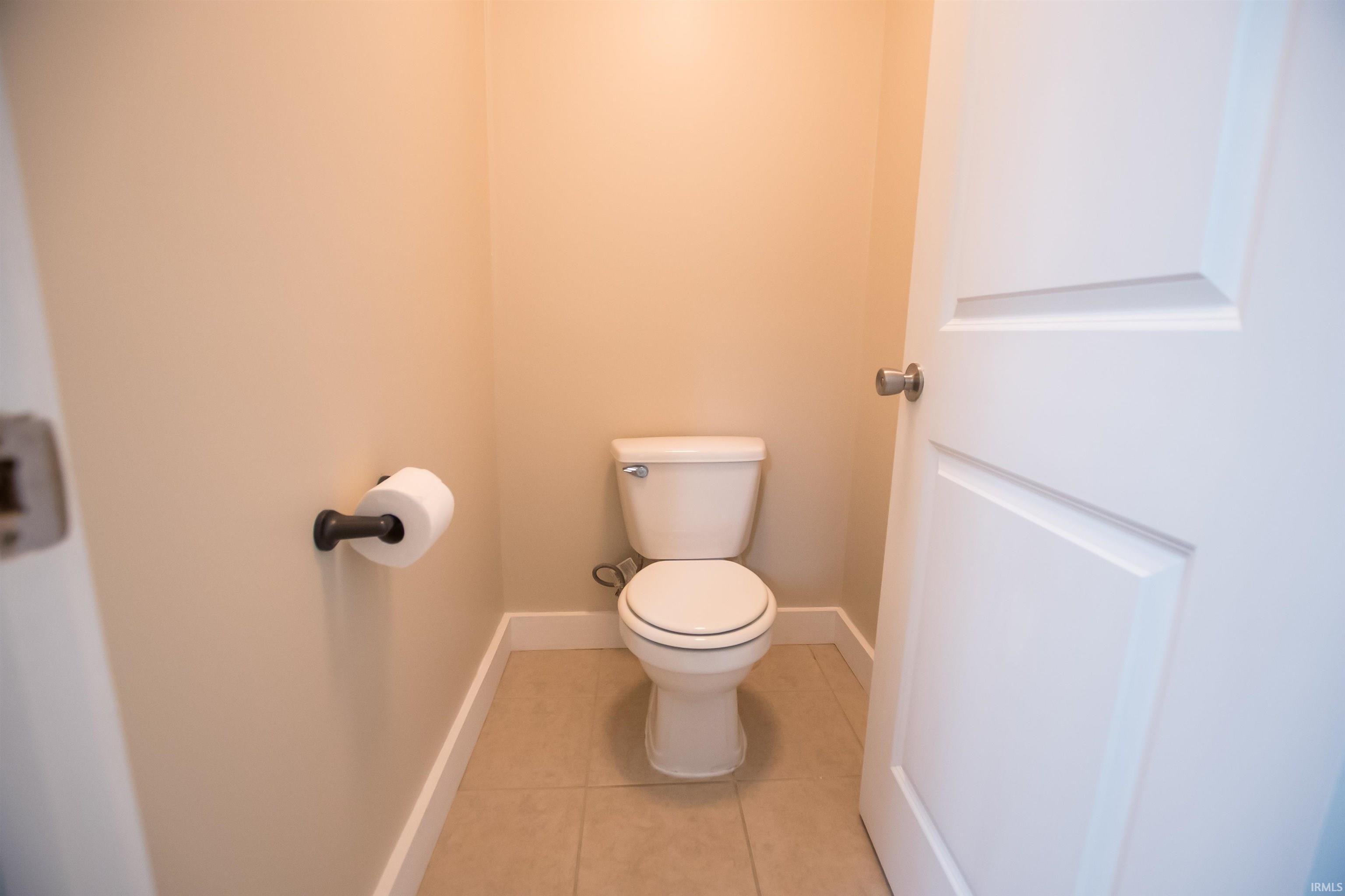 214 East Ridgeview Drive Bloomington, IN 47401 - Photo 24 of 33 Gallery Image 24
