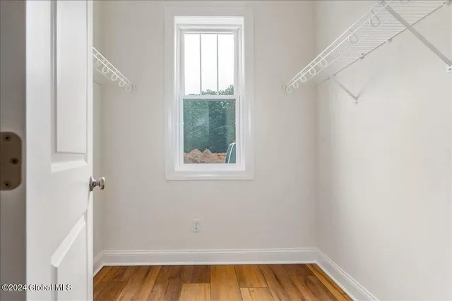 $832,500 | 1 Brookhaven Court, Wilton, NY 12866