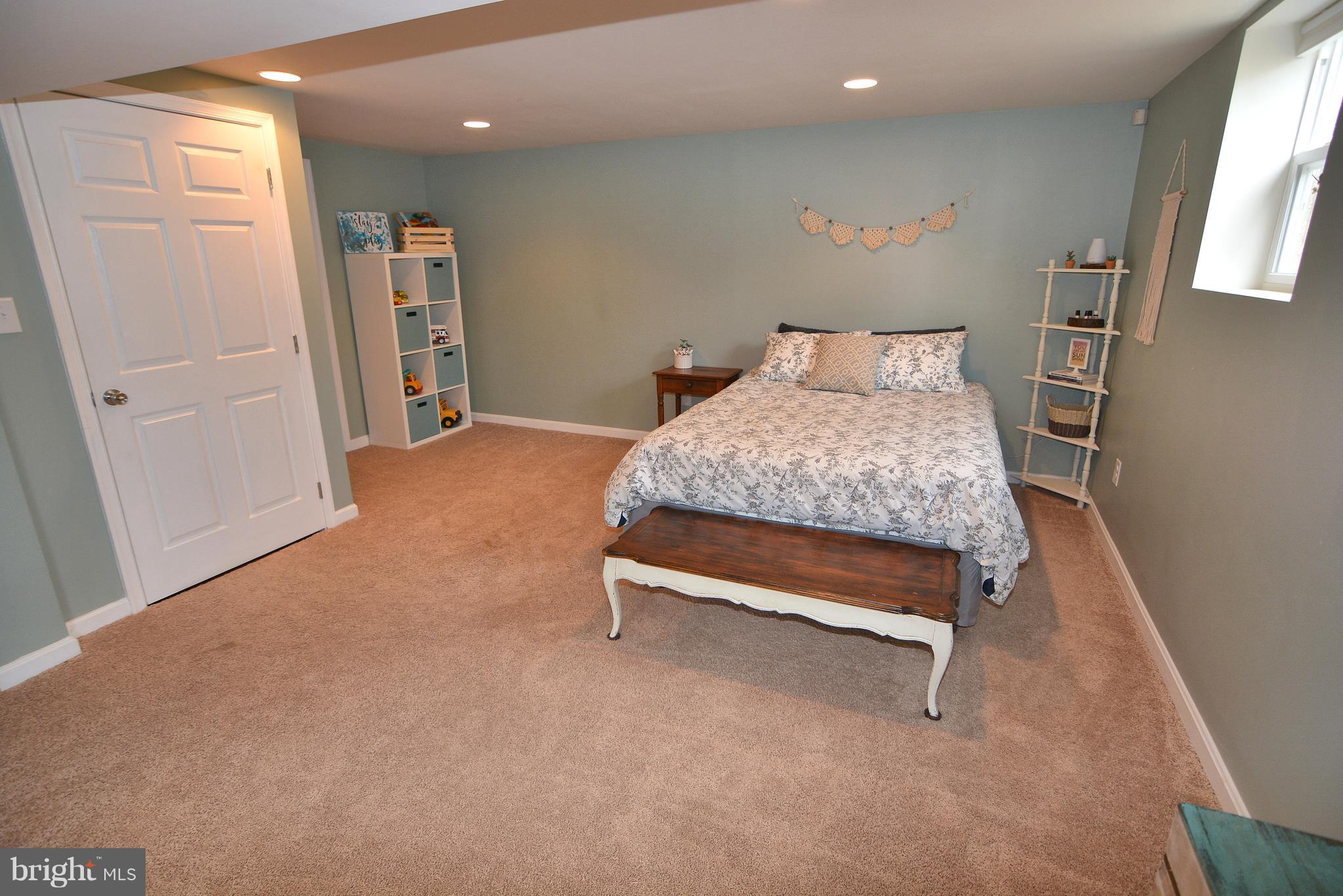 1320 Wilson Road Huntingtown, MD 20639 - Photo 20 of 29 Bedroom (Master)