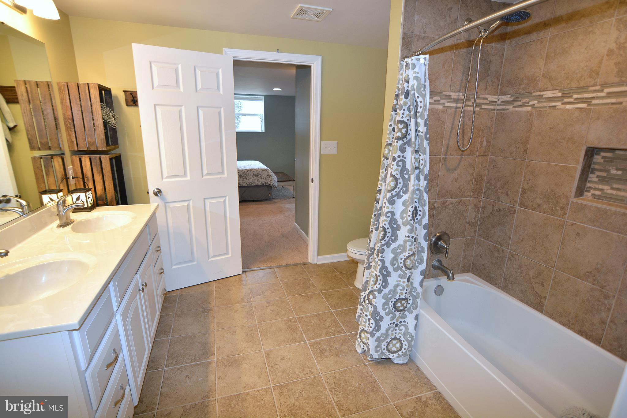 1320 Wilson Road Huntingtown, MD 20639 - Photo 22 of 29 Bath (Master)
