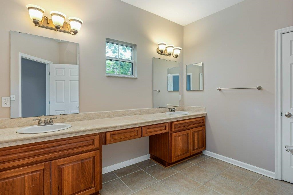 1325 Stone Road, Unit 104 Tallahassee, FL 32303 - Photo 25 of 36 Gallery Image 25