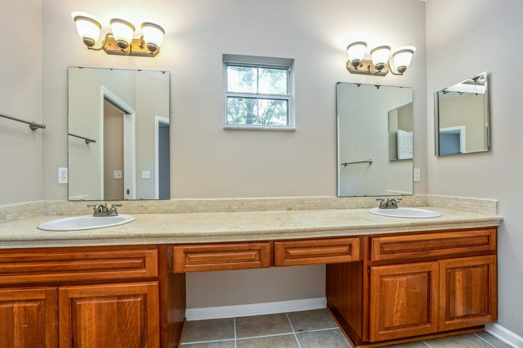 1325 Stone Road, Unit 104 Tallahassee, FL 32303 - Photo 27 of 36 Gallery Image 27