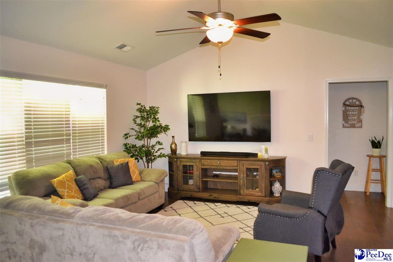 155 Knight Road Cheraw, SC 29520 - Photo 7 of 23 Gallery Image 7