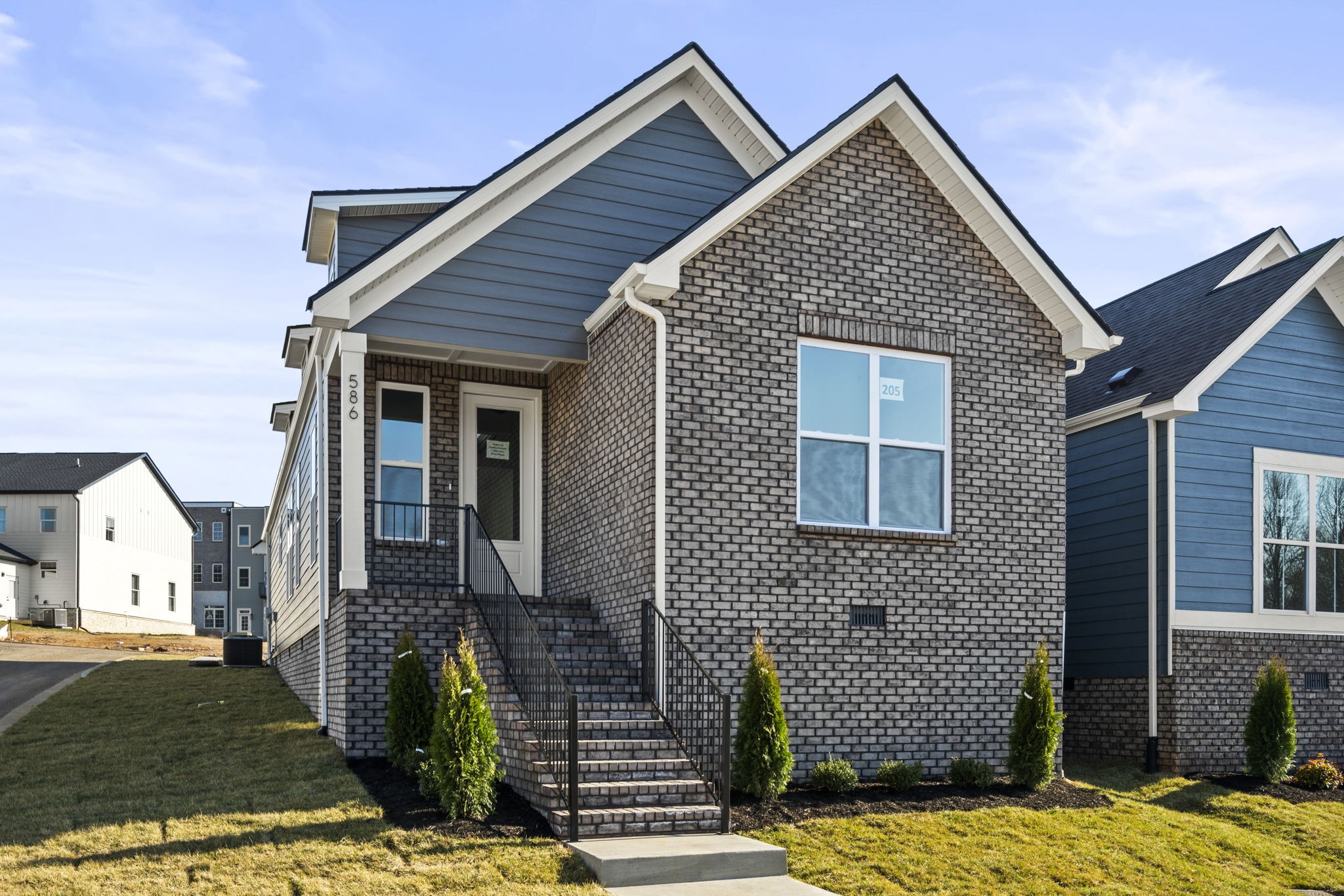 586 Centre Street Pleasant View, TN 37146 - Photo 4 of 30 Gallery Image 4