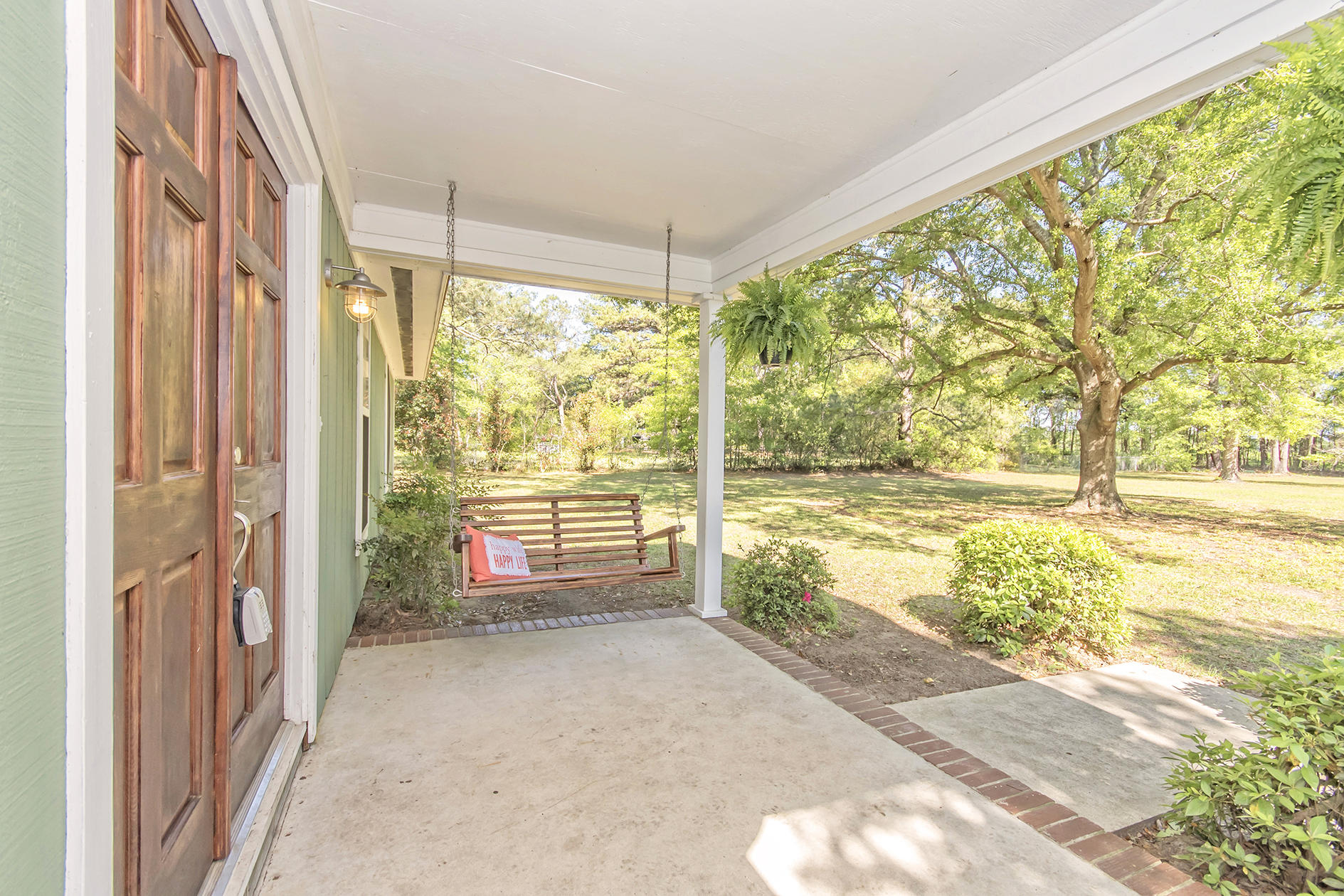 5813 Old Jacksonboro Road Ravenel, SC 29470 - Photo 3 of 46 DSC_4768