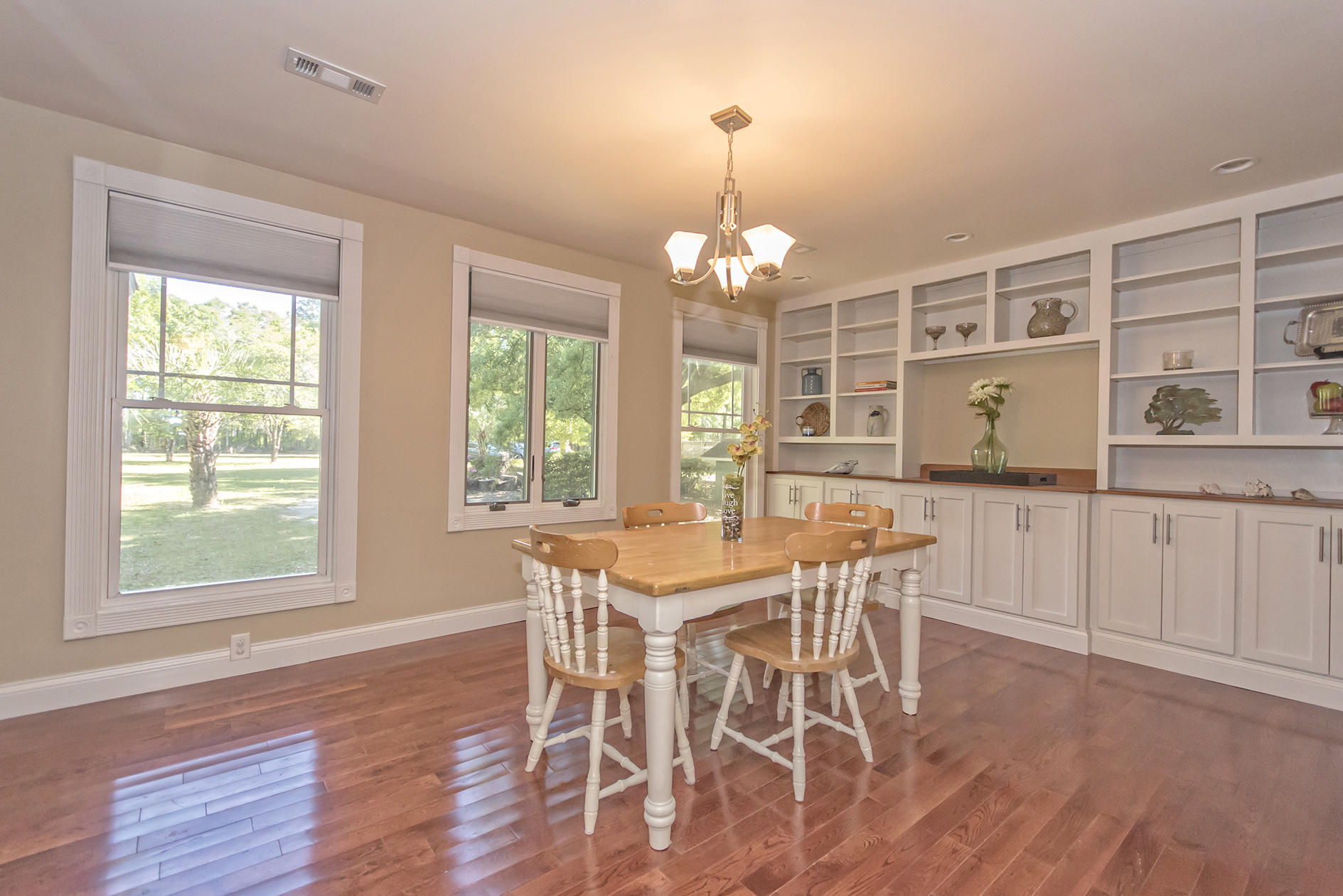 5813 Old Jacksonboro Road Ravenel, SC 29470 - Photo 4 of 46 DSC_4772