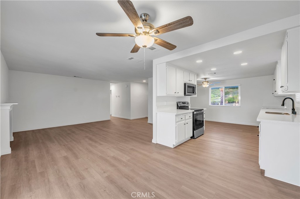 28320 Oregon Place Menifee, CA 92587 - Photo 11 of 40