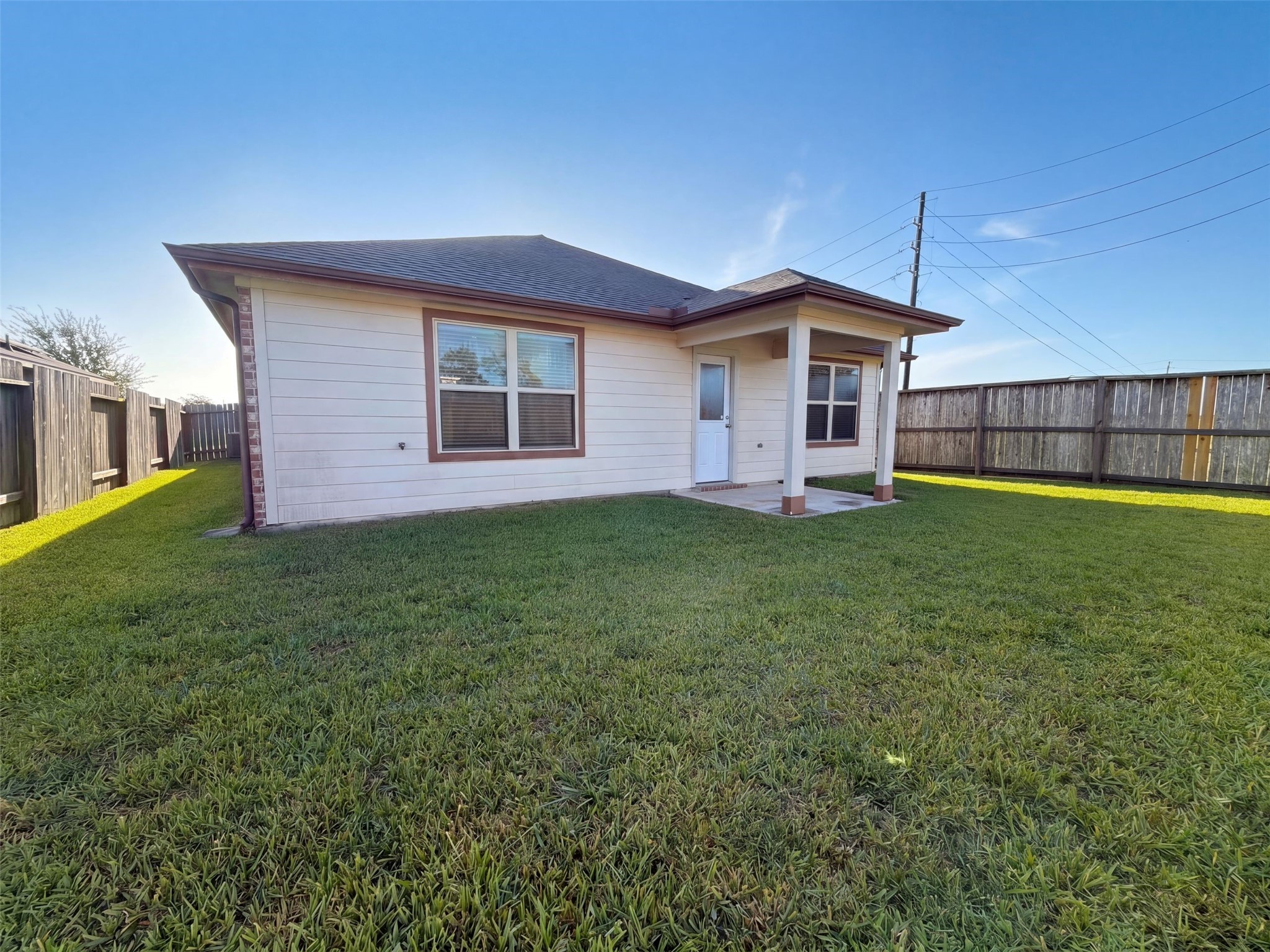 8322 Oakleaf Meadow Court Rosharon, TX 77583 - Photo 5 of 23 Gallery Image 5