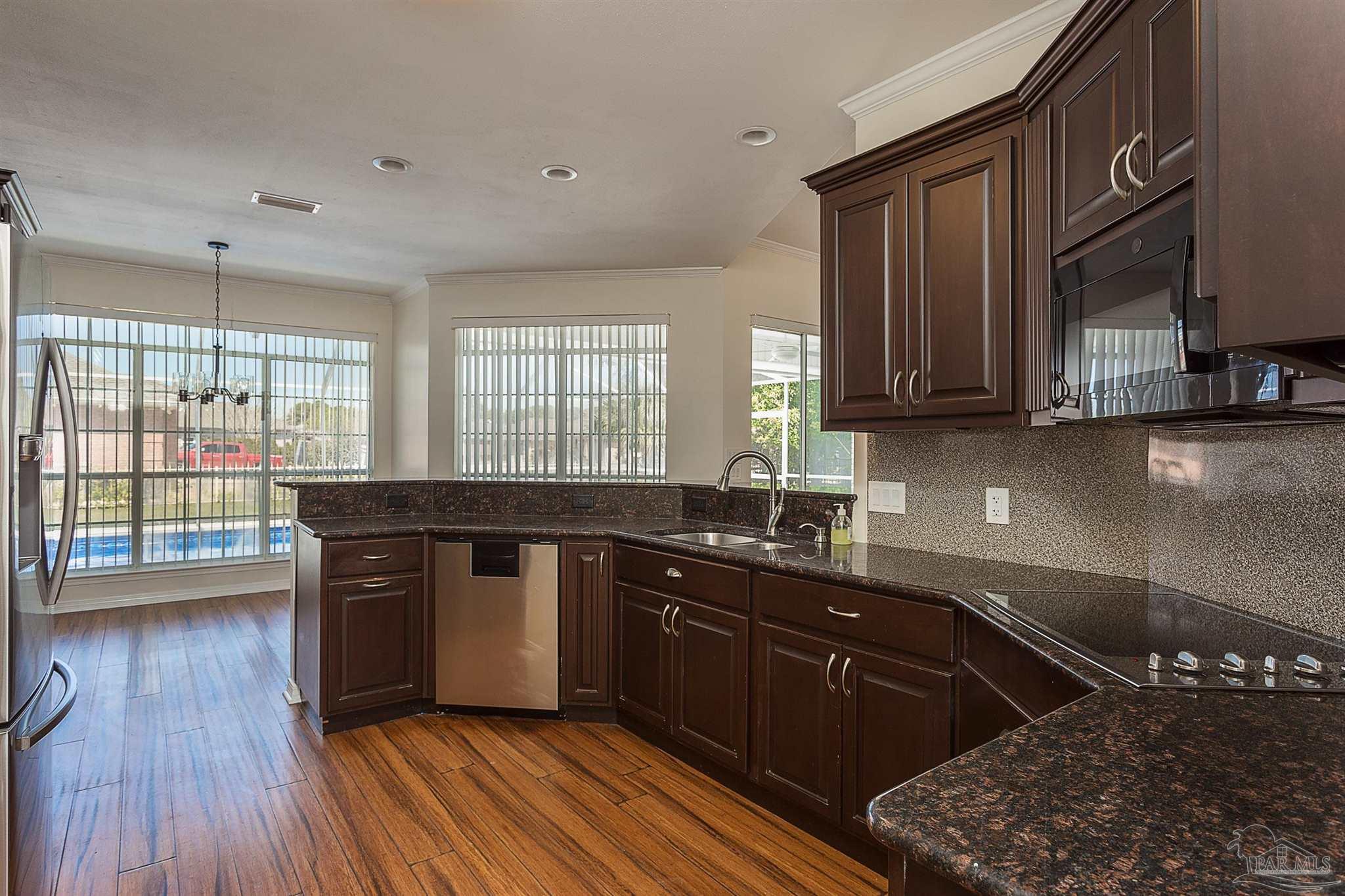 4481 Madura Road Gulf Breeze, FL 32563 - Photo 5 of 33