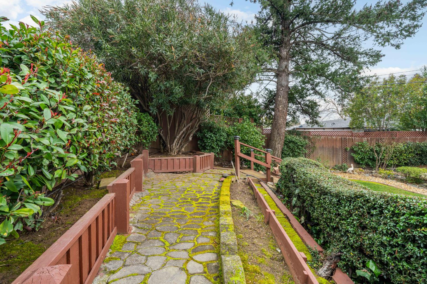 6606 Rexford Way Carmichael, CA 95608 - Photo 31 of 45