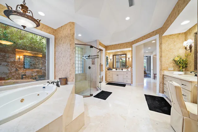 $1,825,000 | 8010 Fairway Lane, West Palm Beach, FL 33412