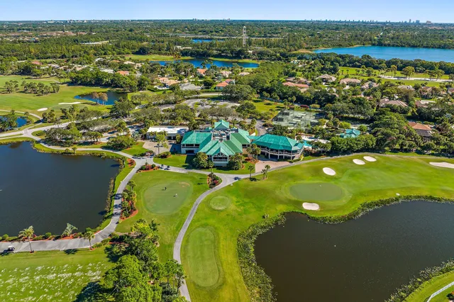 $1,825,000 | 8010 Fairway Lane, West Palm Beach, FL 33412