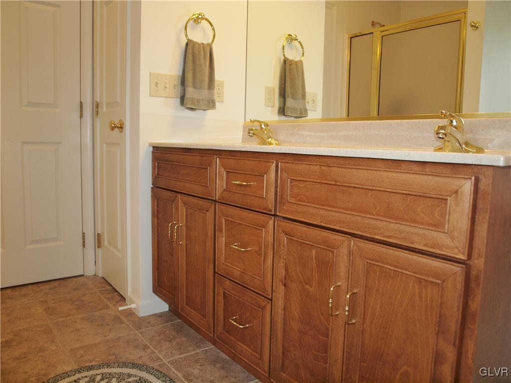 4493 Steuben Road Bethlehem, PA 18020 - Photo 24 of 45 Double sinks, a roomy shower, and linen closet com
