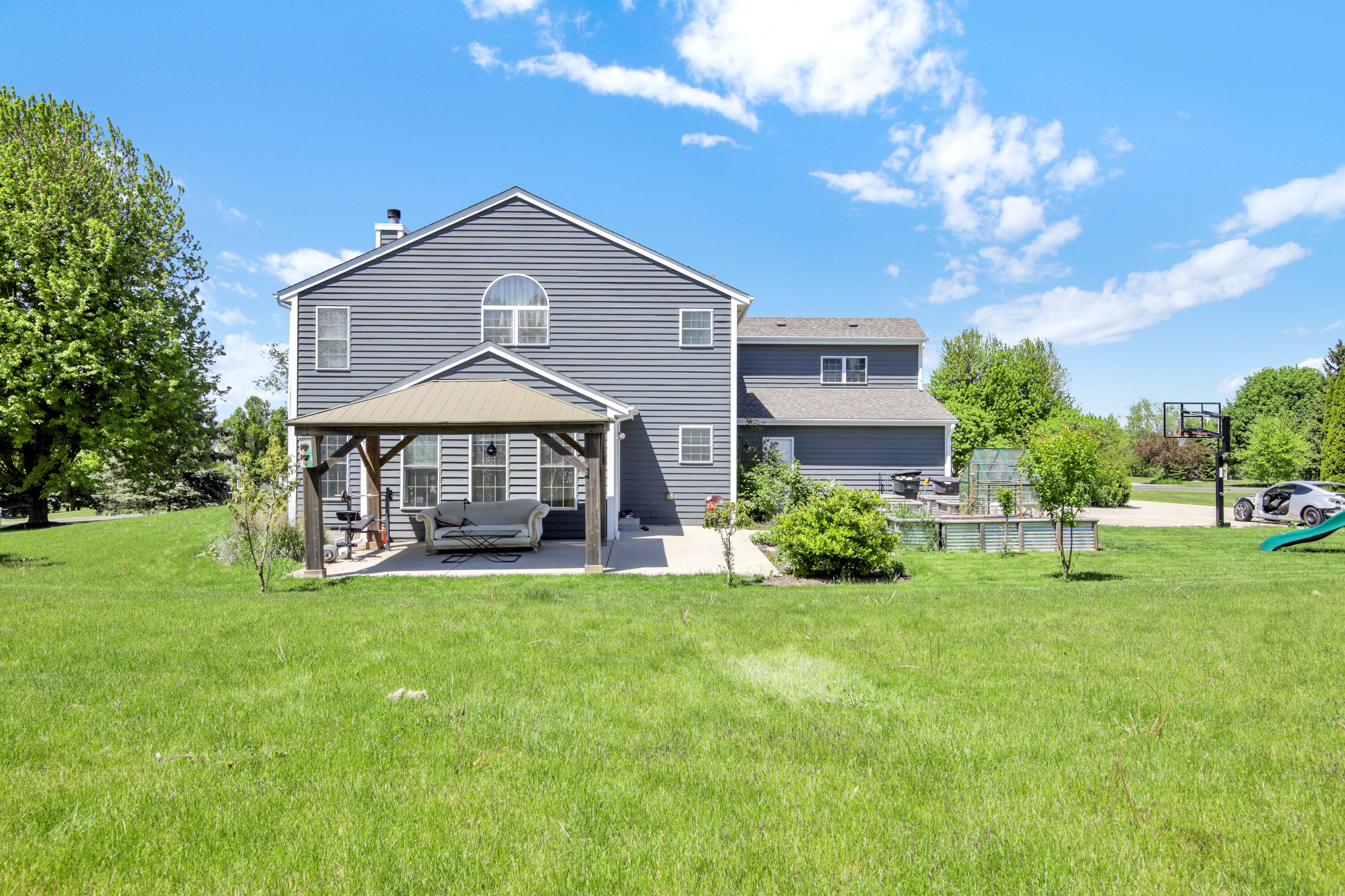 S25W29201 Cambrian Ridge Genesee, WI 53188 - Photo 29 of 48 S25W29201 Cambrian Ridge-35