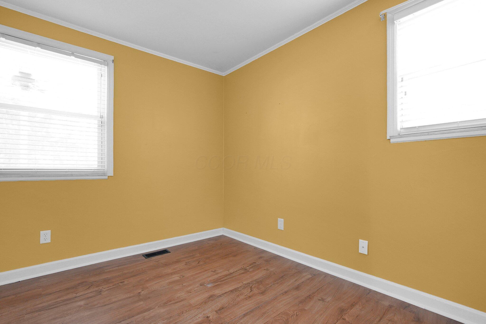 350 East Weisheimer Road Columbus, OH 43214 - Photo 18 of 30 13-web-or-mls-350-e-weisheimer-rd