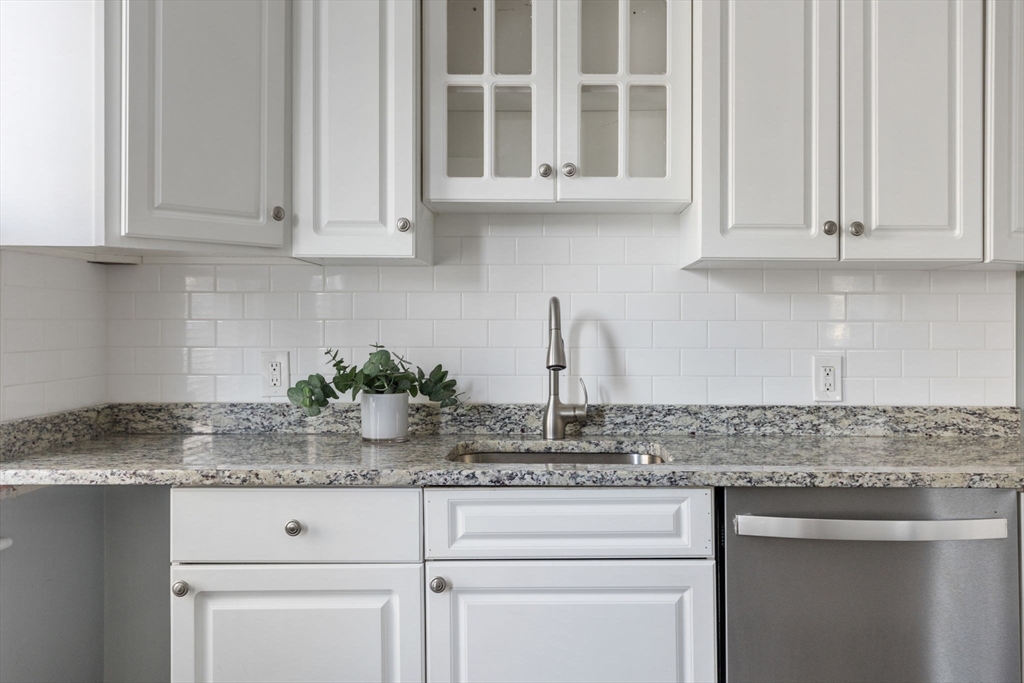 148 Minot Street, Unit 2 Boston, MA 02122 - Photo 2 of 10