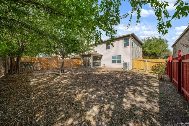$1,695 | 7719 Mesquite Farm, San Antonio, TX 78239