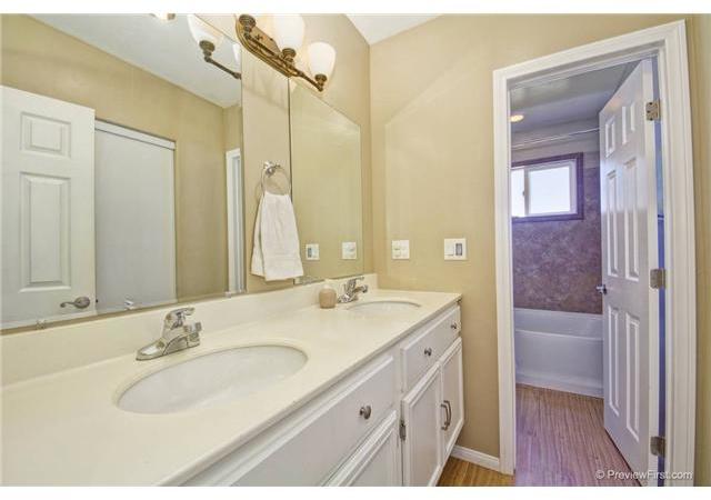 13754 Tobiasson Road Poway, CA 92064 - Photo 12 of 18 Kids bathroom