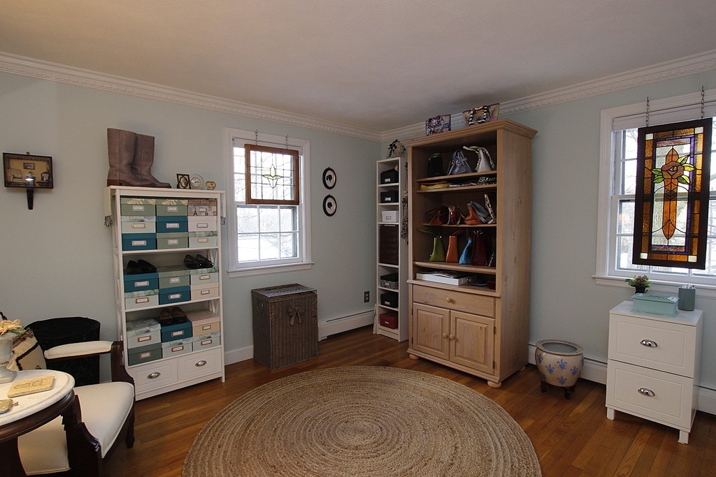 8 Robin Road Milford, MA 01757 - Photo 8 of 17 Gallery Image 8