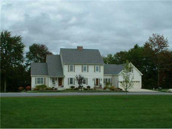 3 Parish Square, Unit 3 Atkinson, NH 03811 - Photo 1 of 1