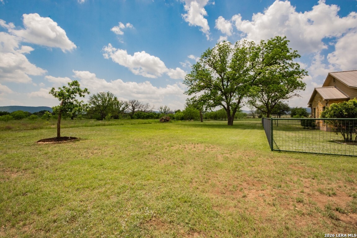 2657 West Sabinal Road Utopia, TX 78884 - Photo 29 of 35