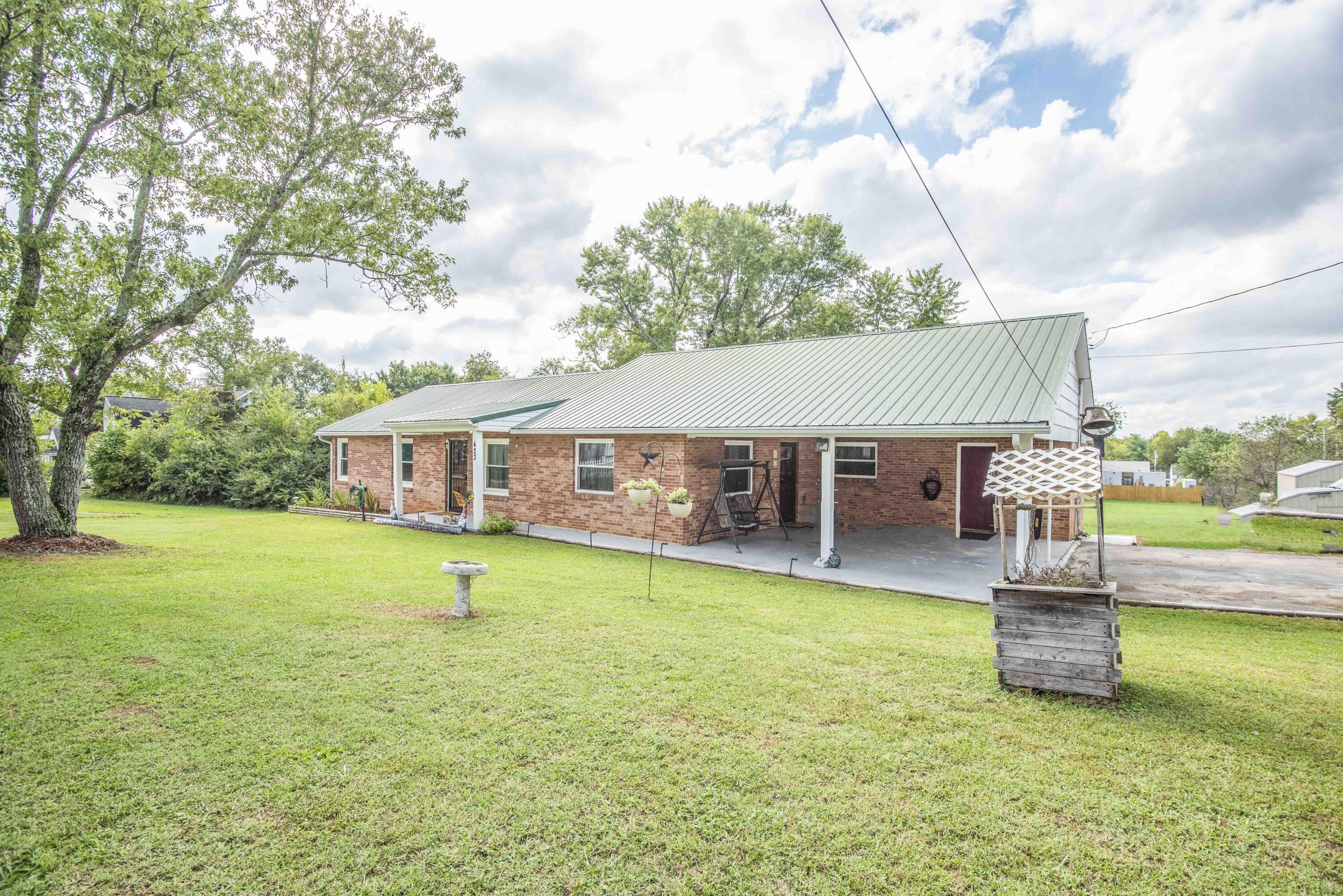 423 Eagleton Road Maryville, TN 37804 - Photo 2 of 25 exterior 1_1