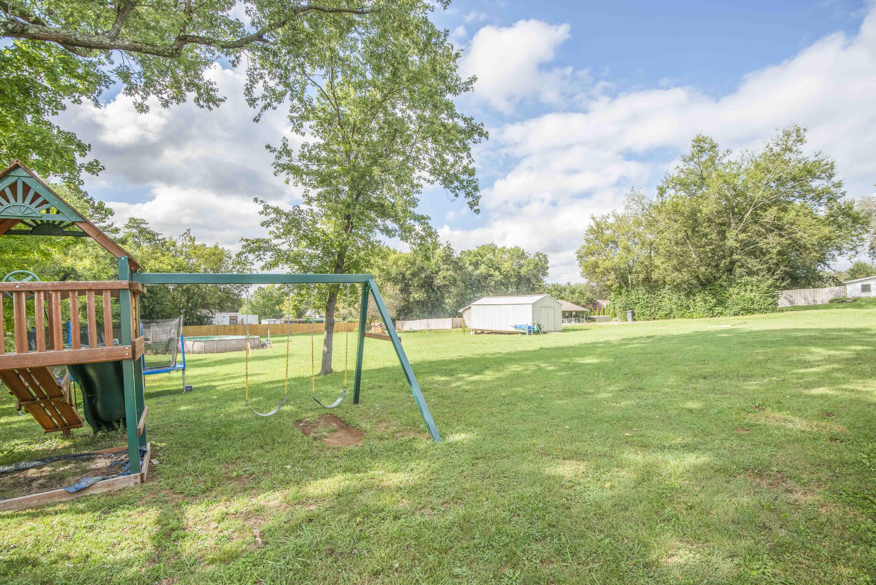 423 Eagleton Road Maryville, TN 37804 - Photo 21 of 25 yard 2_1
