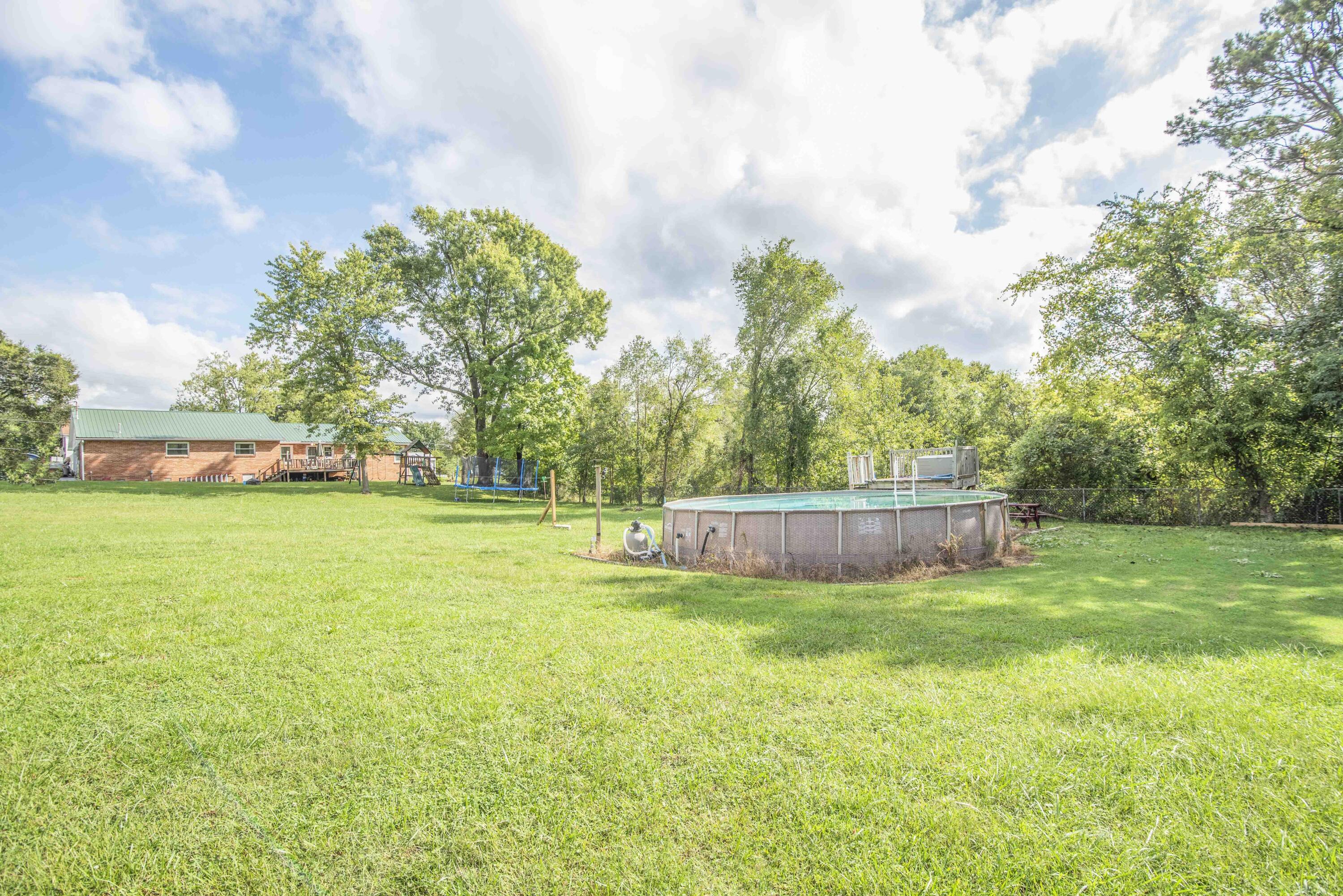 423 Eagleton Road Maryville, TN 37804 - Photo 23 of 25 yard 4_1