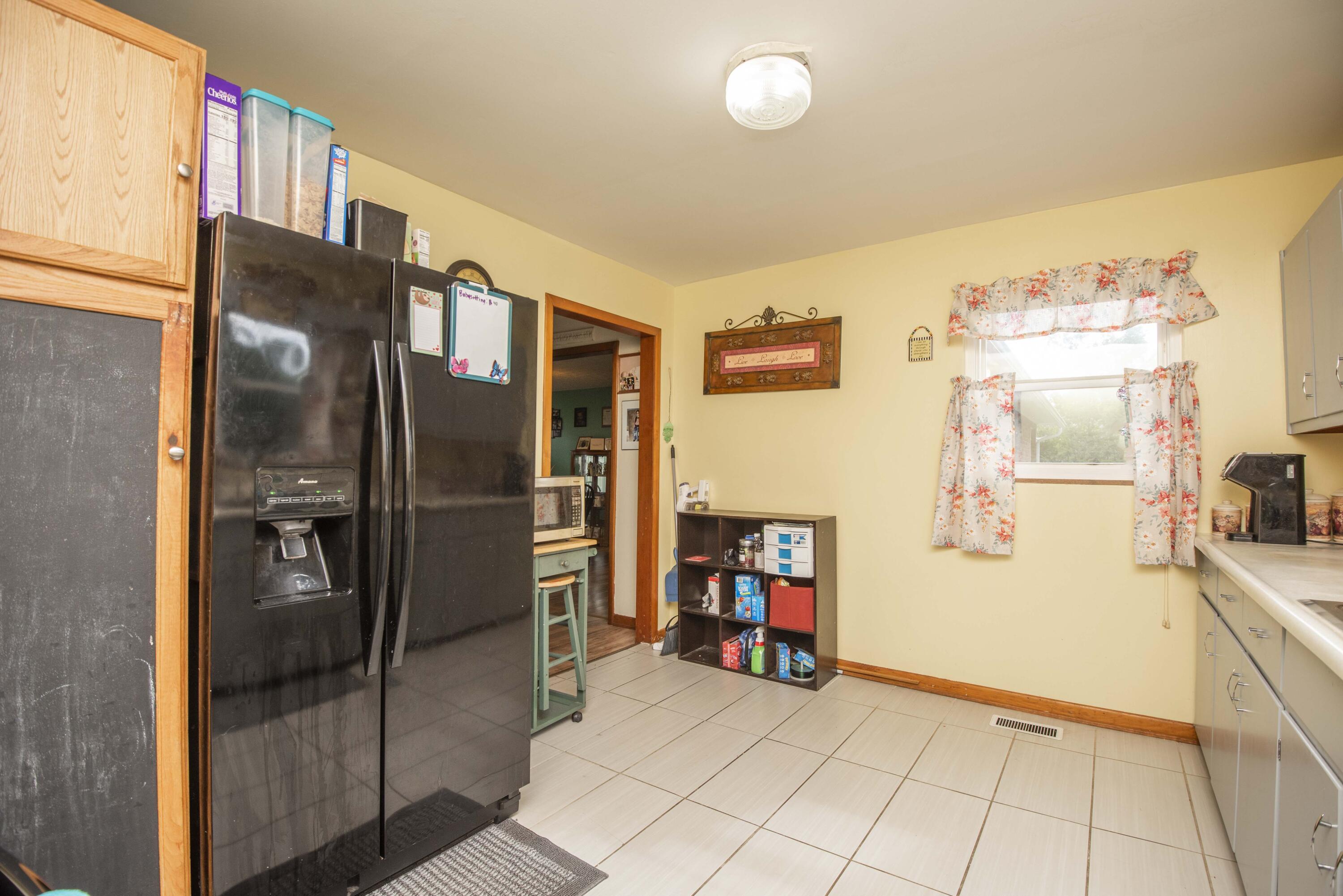 423 Eagleton Road Maryville, TN 37804 - Photo 7 of 25 kitchen 2_1