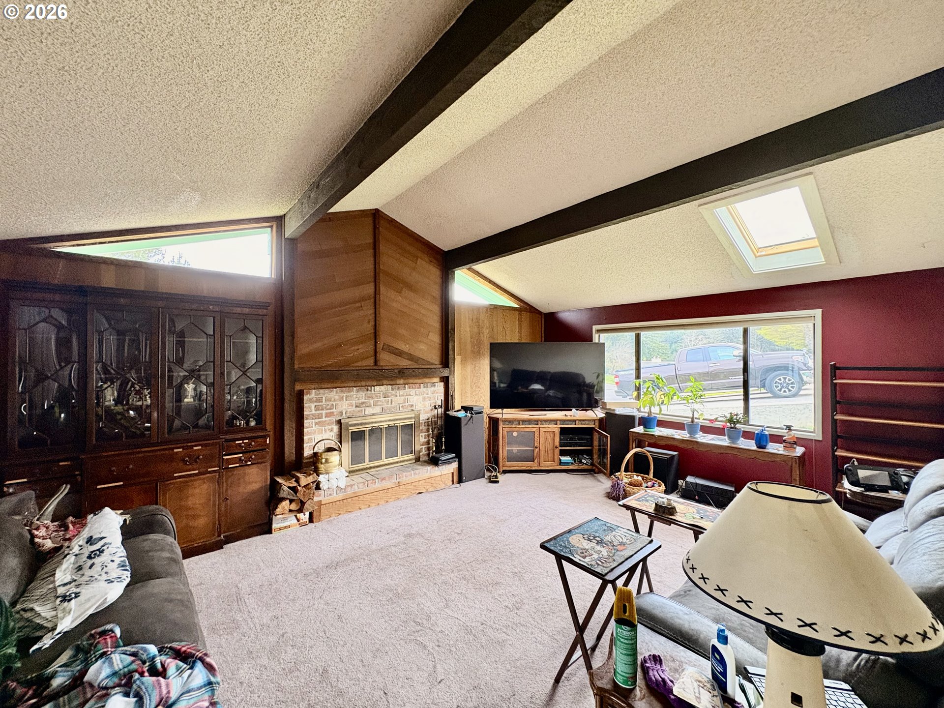 747 Evergreen Loop Reedsport, OR 97467 - Photo 9 of 21 Living Room