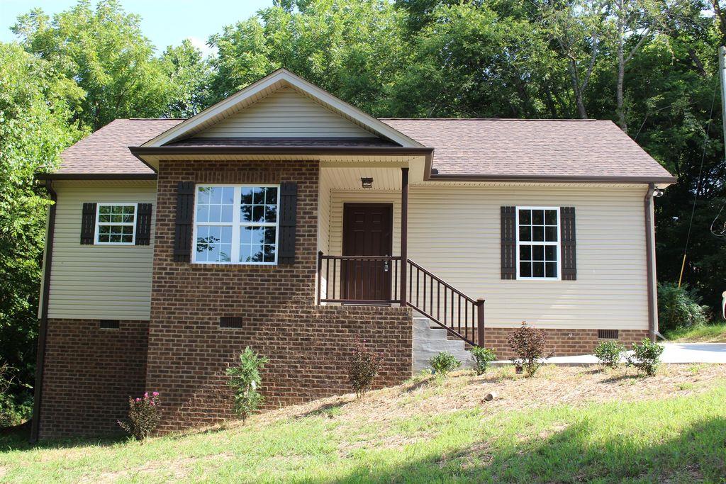 214 East 4th Avenue Springfield, TN 37172 - Photo 1 of 16 Welcome to 214 4th Ave E