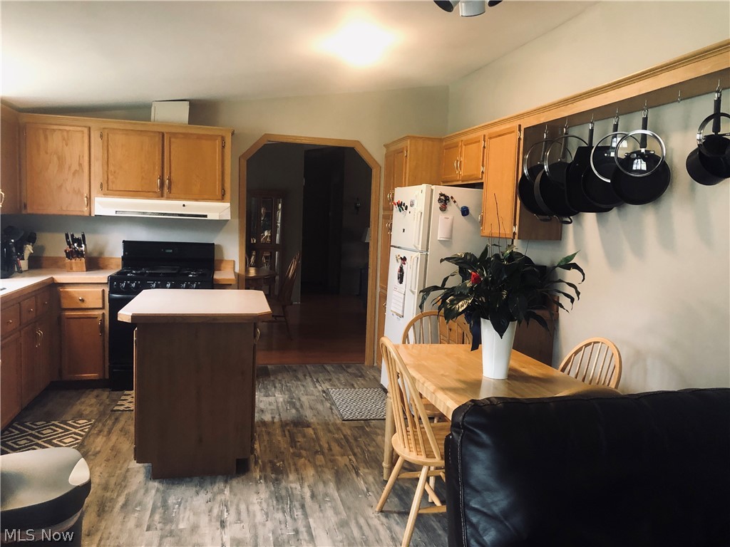 1072 Lewis Road Pierpont, OH 44082 - Photo 3 of 17 Gallery Image 3