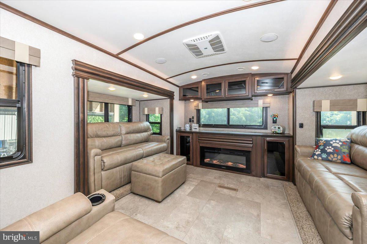 9 Boo Boo Boulevard Falling Waters, WV 25419 - Photo 5 of 72