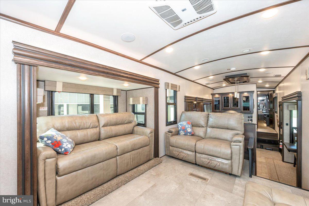 9 Boo Boo Boulevard Falling Waters, WV 25419 - Photo 7 of 72