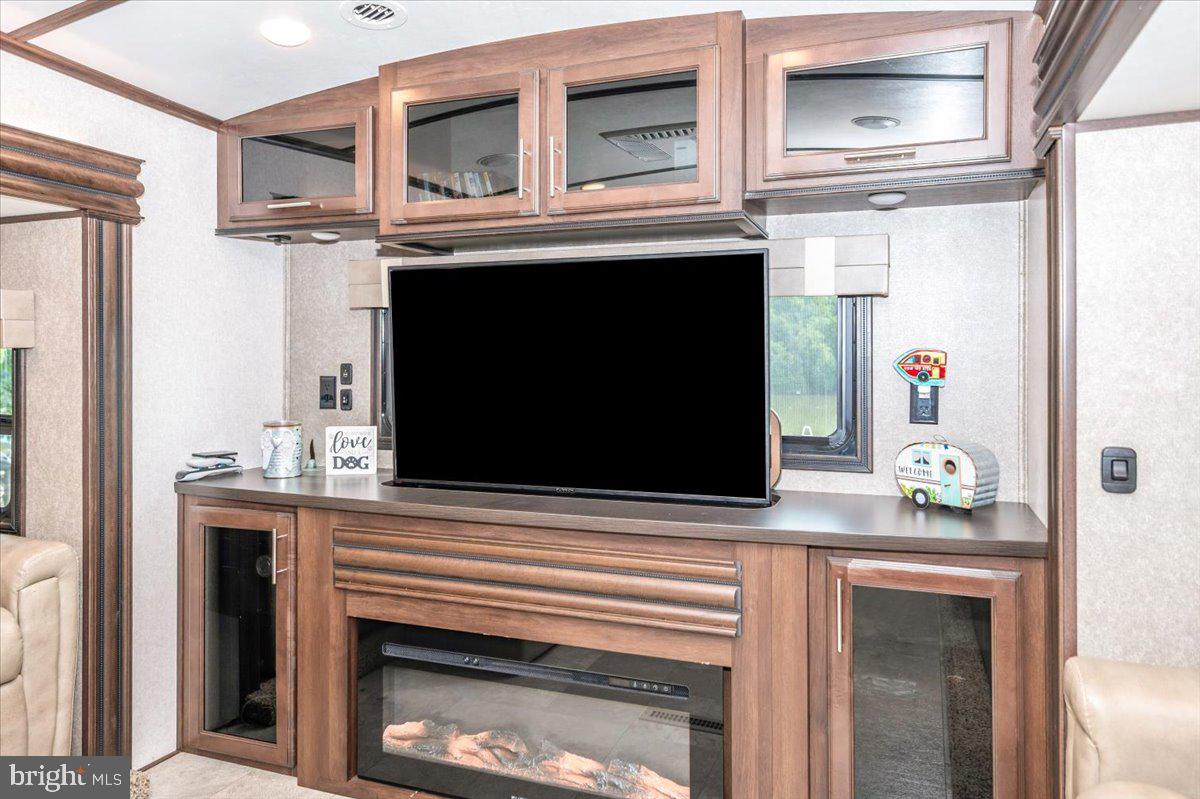 9 Boo Boo Boulevard Falling Waters, WV 25419 - Photo 9 of 72