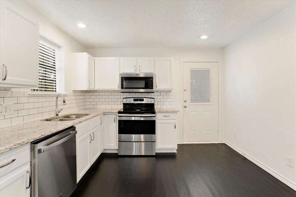 3728 Luella Road Sherman, TX 75090 - Photo 8 of 30 Gallery Image 8