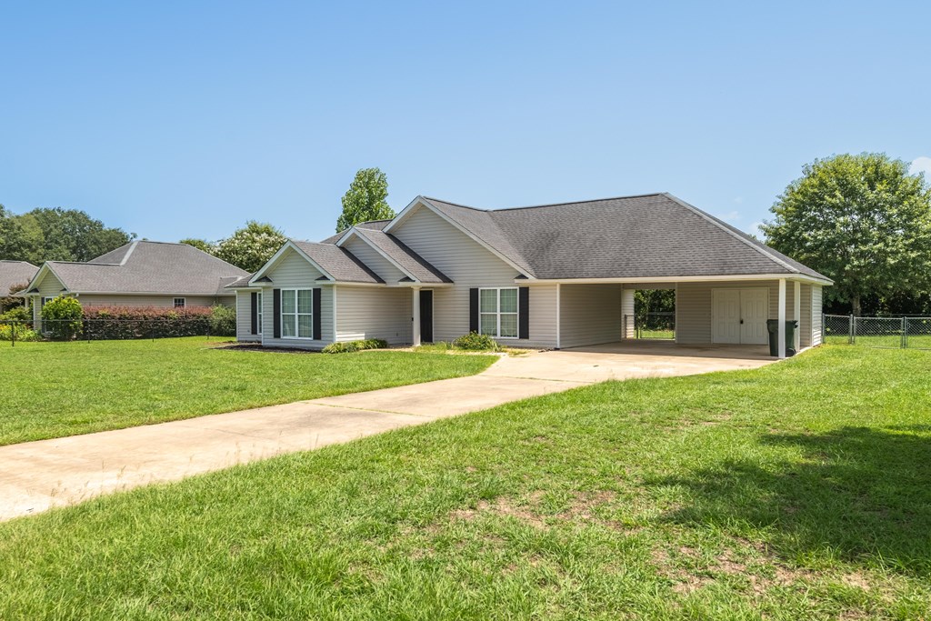 355 Owens Road Fort Mitchell, AL 36856 - Photo 4 of 49